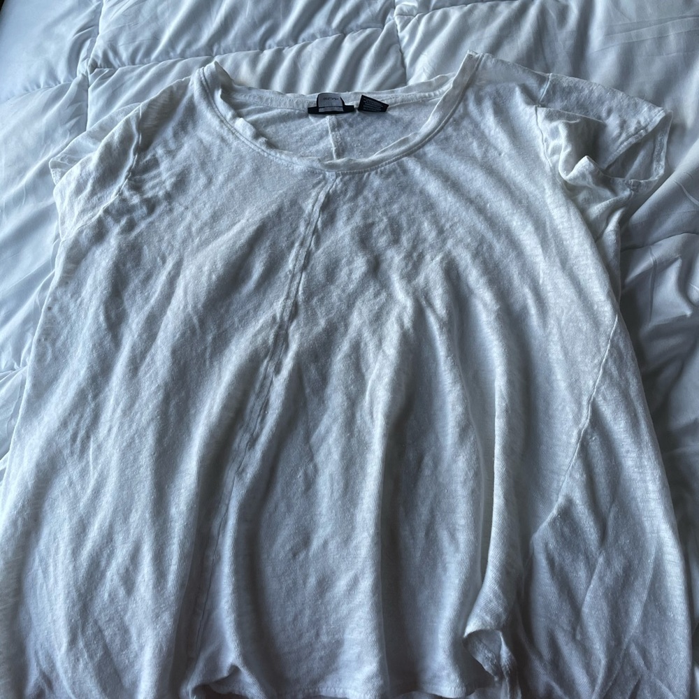 tahari top